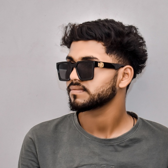 Meet your Posher, Deepak - Picture 1 of 1